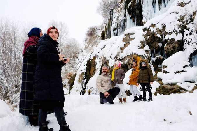 Beyaz Gelinliğini Giyen Doğa: Girlevik Şelalesi'nde Kışın Güzelliği 6
