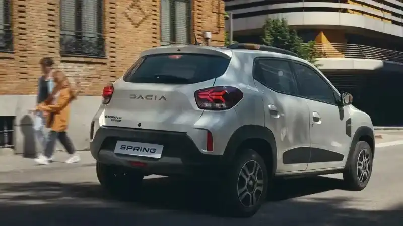 Dacia Spring ile Elektrikli Araç Pazarında Çığır Açan Fiyat Performansına Tanıklık Edin! 7