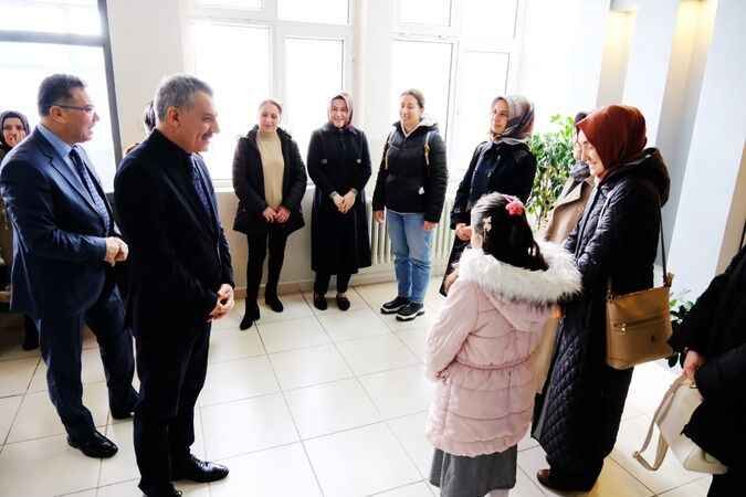 Yozgat Valisi Özkan Yalnız Bırakmadı: Sevinçlerine Ortak Oldu! 6