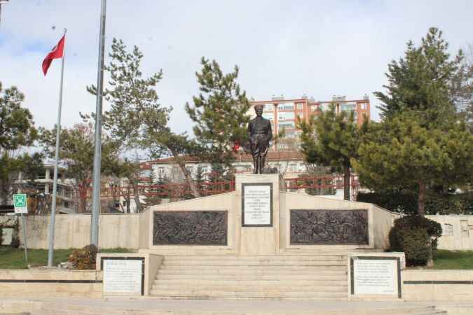 Yozgat’ta ayak basmayan kalmadı! 6