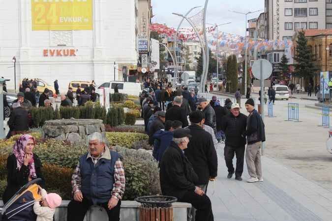 Kış güneşi Yozgat’ı evden çıkardı! 10