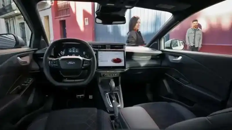 2024 Ford Puma Tanıtıldı: Yenilikçi Tasarım ve Teknoloji Harmanı 8