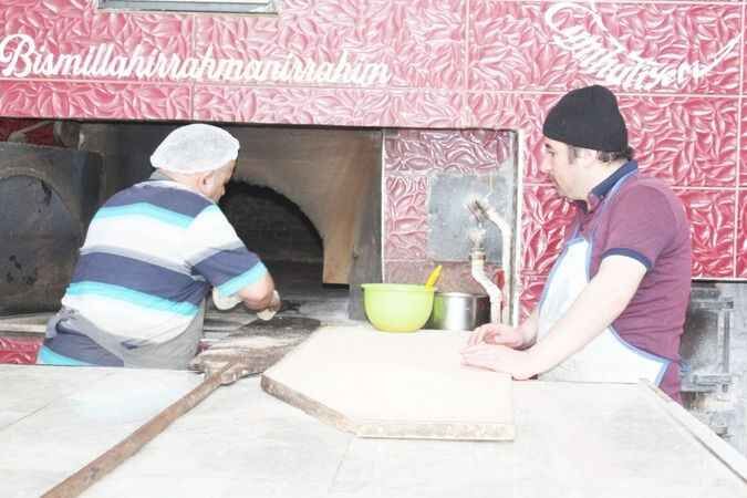 Anadolu'nun Ramazan Pidesi Şifa Saçıyor! 7