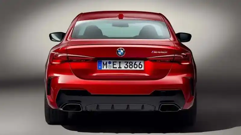 Yenilik ve Performans: Yeni BMW 4 Serisi Coupe ve Cabrio Türkiye'de Satışta 6