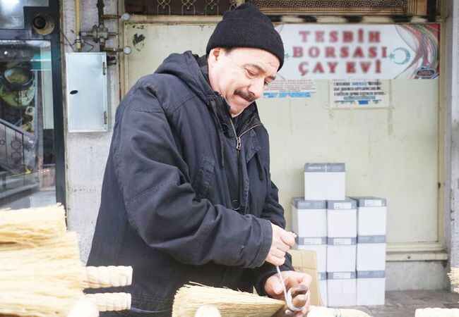 Zamanın Tozunu Süpüren Adam: 40 Yıldır Değişmeyen Meslek! 2