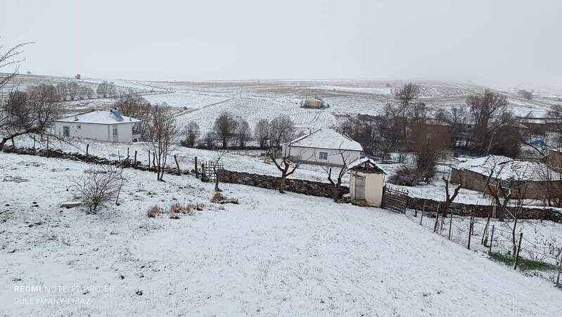 Yozgat’ta Nisan Ayında Kar Sürprizi! 2