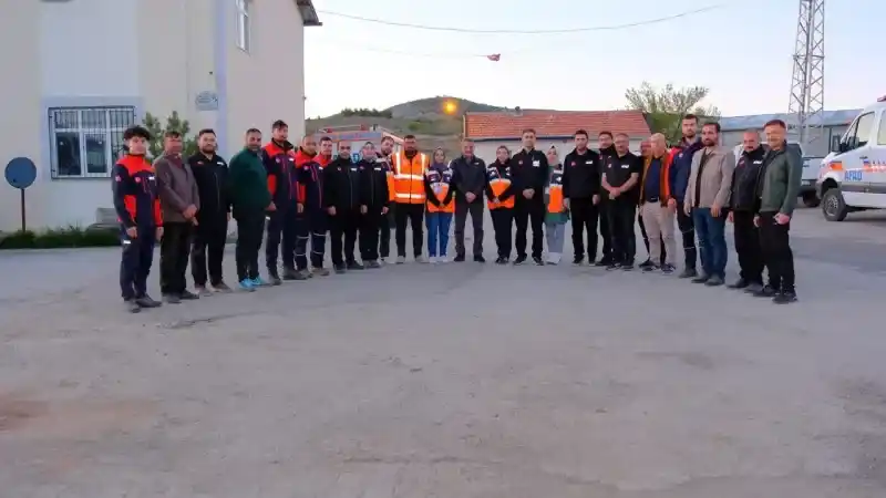 Yozgat Valisi ve Sahadaki Kahramanlar! Tokat Depreminden Sonra Neler Yaşandı? 1
