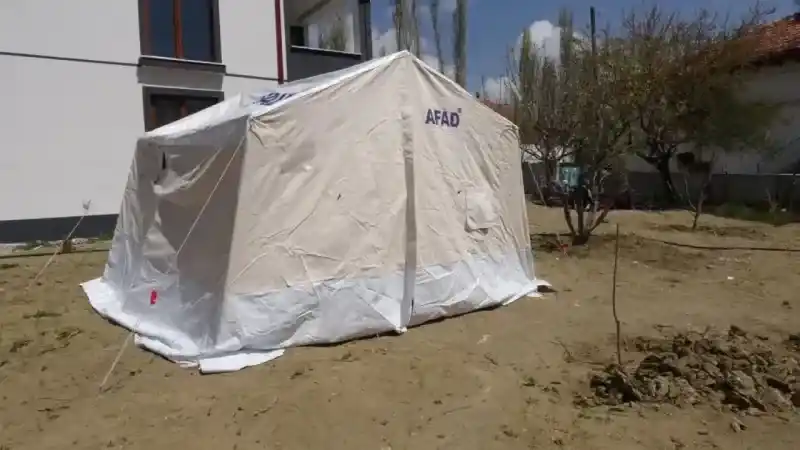 Yozgat Valisi ve Sahadaki Kahramanlar! Tokat Depreminden Sonra Neler Yaşandı? 3