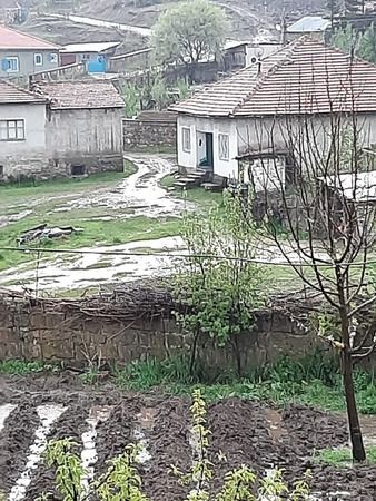 Yahyasaray Köyü’nde Yağmurun Yol Açtığı Sel 8
