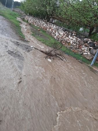 Yahyasaray Köyü’nde Yağmurun Yol Açtığı Sel 3