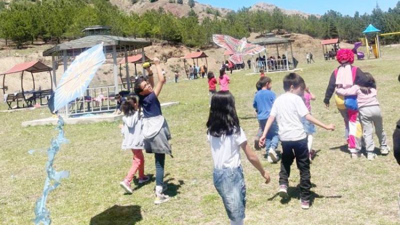 Çocukların Hayalleri Gökyüzüne Uçtu! 5