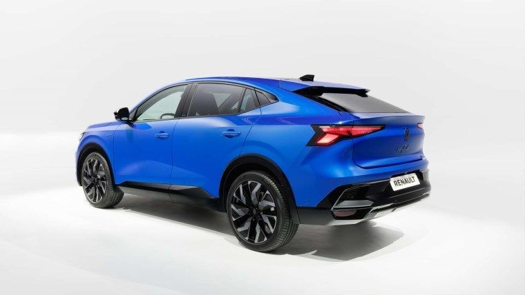 Renault Rafale, Coupe SUV Modeliyle Geliyor! İşte Fiyatı ve Teknik Özellikleri 12
