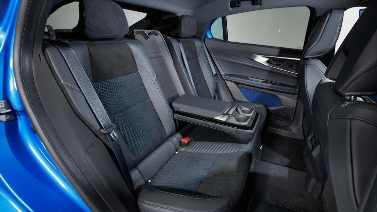 Renault Rafale, Coupe SUV Modeliyle Geliyor! İşte Fiyatı ve Teknik Özellikleri 23