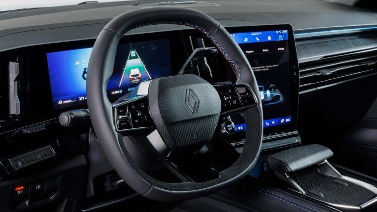 Renault Rafale, Coupe SUV Modeliyle Geliyor! İşte Fiyatı ve Teknik Özellikleri 7
