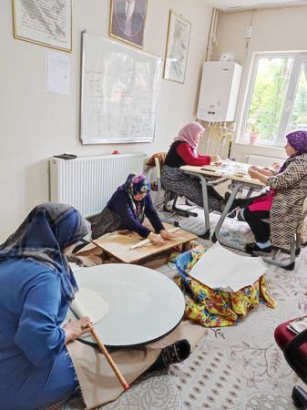 Yozgat’ın Sarıkaya İlçesinde Kadınlardan Seferberlik: Anadolu'nun Eli Kınalı Anneleri İşbaşında 5
