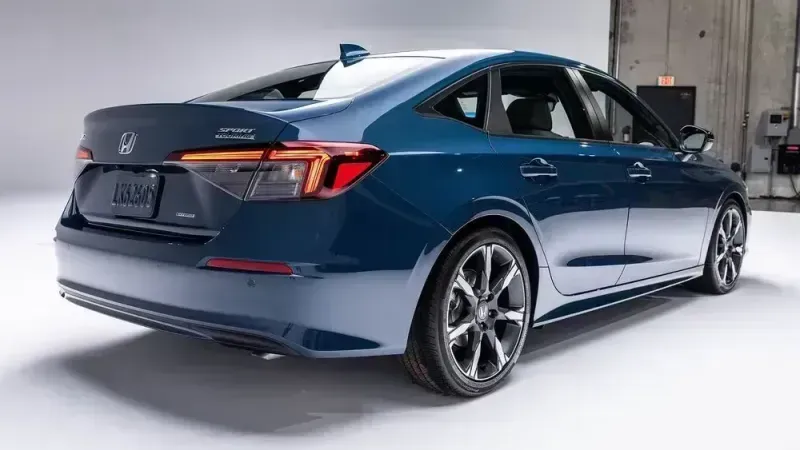 2025 Honda Civic Hybrid İle Tanışın! Şıklık, Ekonomi ve Performansın Yeni Adı 5