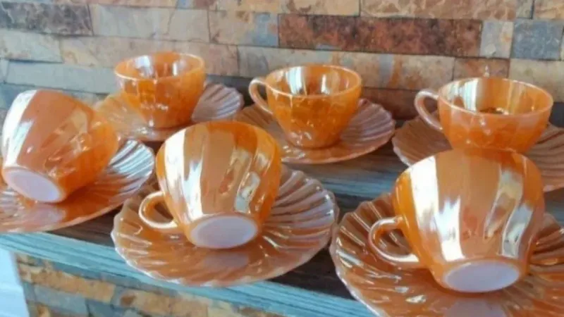 Evinizdeki Antika Sarı Fincan Takımları Artık Bir Servet Değerinde! 1