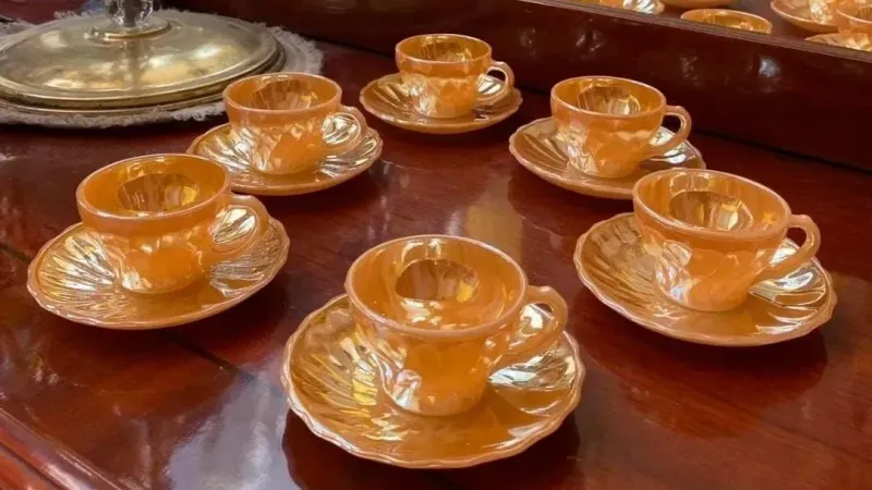 Evinizdeki Antika Sarı Fincan Takımları Artık Bir Servet Değerinde! 2