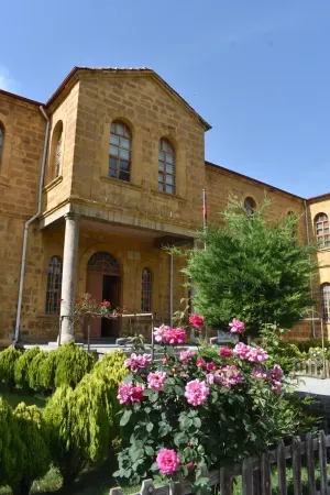 Yozgat'ın Altın Renkli Mektebi: Yozgat Lisesi! 4