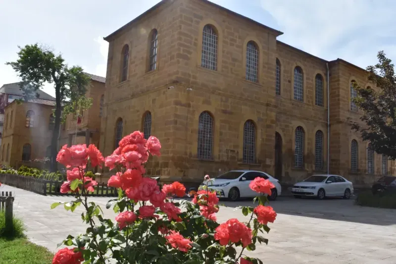 Yozgat'ın Altın Renkli Mektebi: Yozgat Lisesi! 9