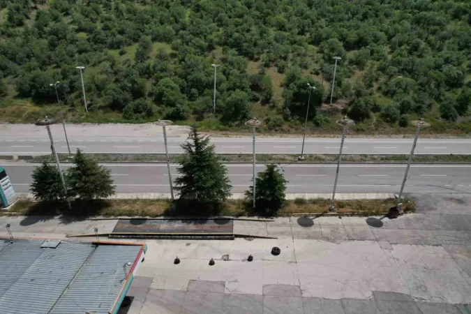 Leyleklerin Başkent'i... Kızılcahamam'da "Leylek Apartmanı" sakinleri yuvalarına döndü 7