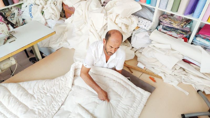 El Yapımı Yorganların Ustası: 40 Yıldır Bu Meslekte! 4