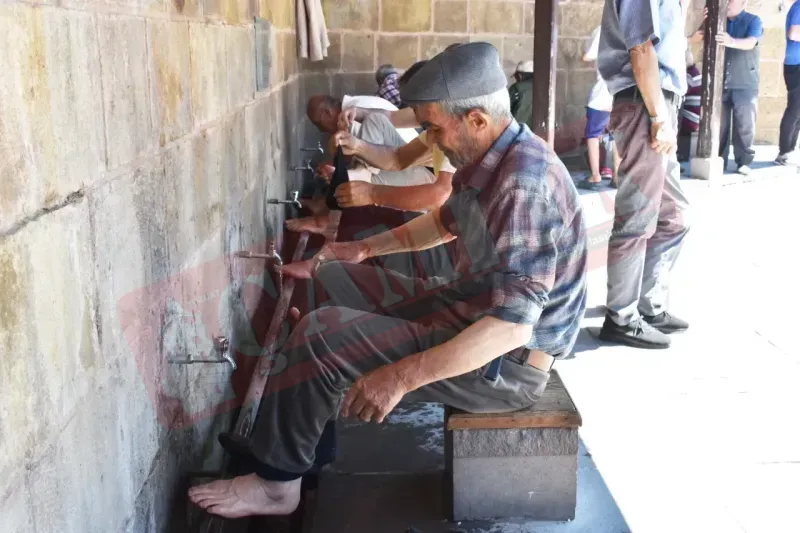 Yozgat’ta Tarihi Çapanoğlu Camii'nde Manevi Buluşma! 2