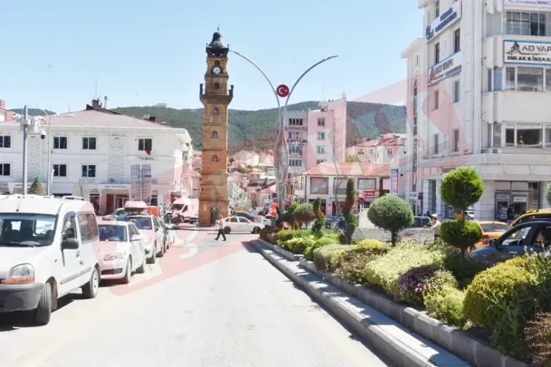 Saat Kulesi’nden Cumhuriyet Meydanı’na: Yozgat’ın Kalbi Burada Atıyor! 9