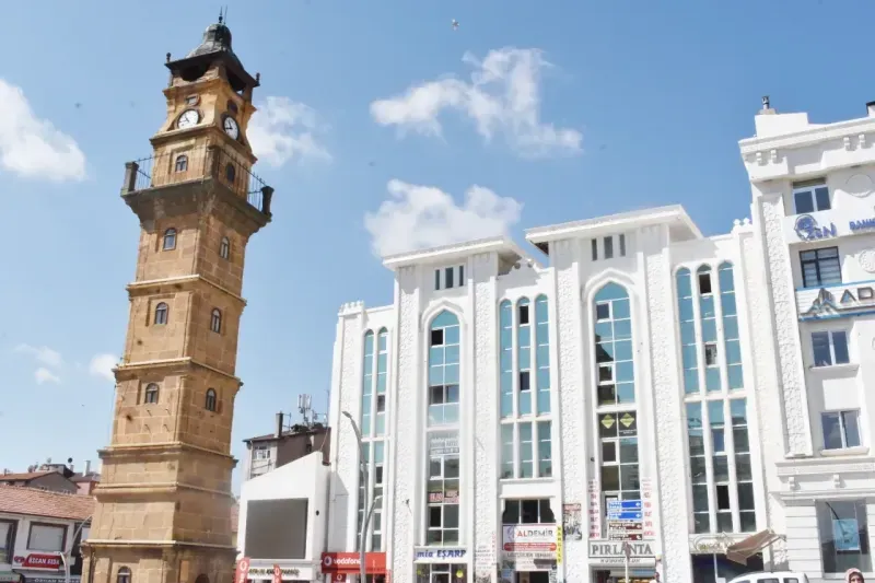 Yozgat’ın Merkezinde Estetik Bir Dönüşüm: AK Meydan! 3