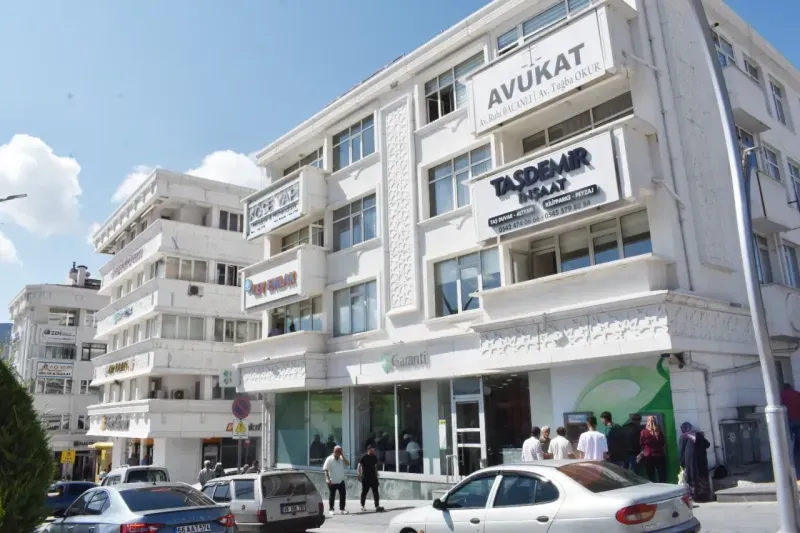 Yozgat’ın Merkezinde Estetik Bir Dönüşüm: AK Meydan! 4