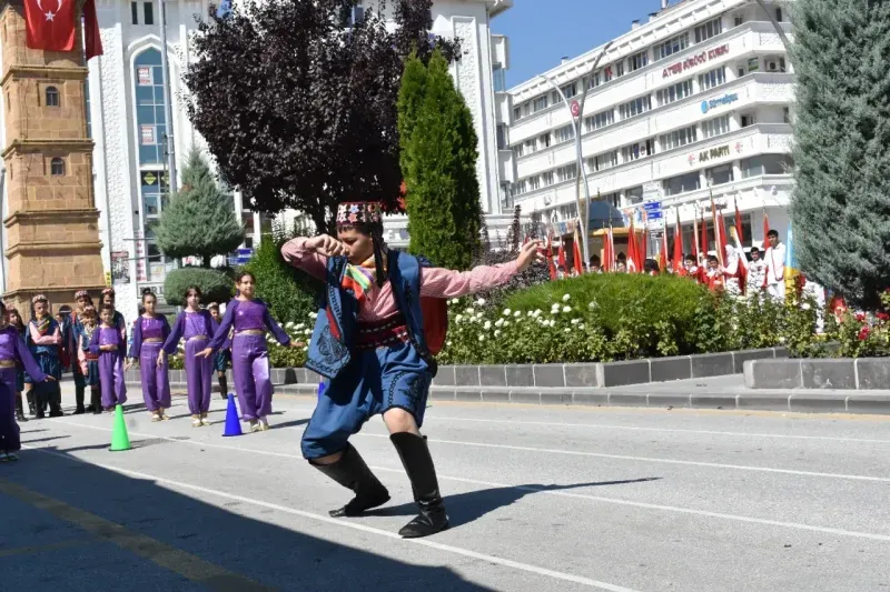 Yozgat’ta Zafer Bayramı’na Özel Gösteriler! Büyük Alkış Aldı! 4