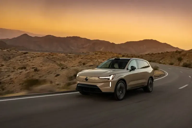 Volvo XC90 Yenilendi! Sürüş Tutkunlarının Hayallerini Gerçeğe Dönüştüren Teknolojik Başkaldırı Başlıyor! 2