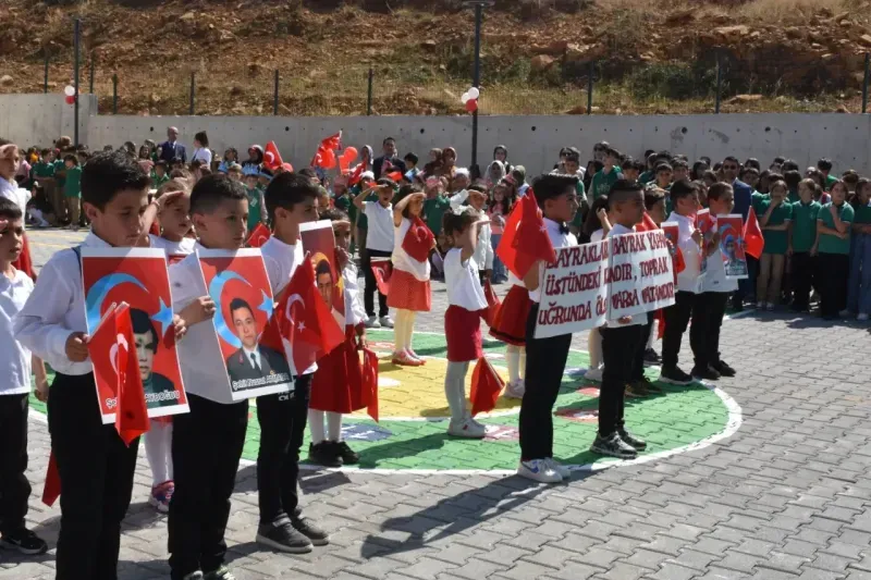 Yozgat’ta 65 Bin Öğrenci İçin Ders Zili Çaldı: Okullarda Coşku Başladı! 9