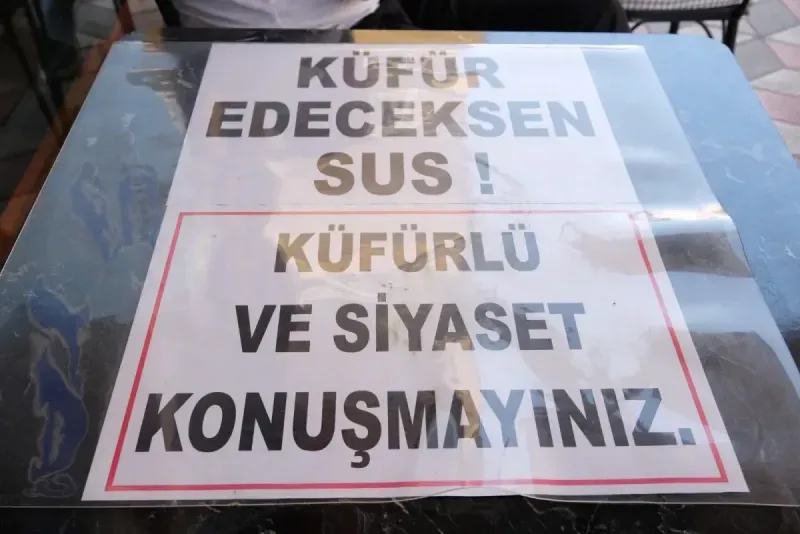 Ankara'daki O Çayevinde Siyaset ve Küfür Yasak! 6