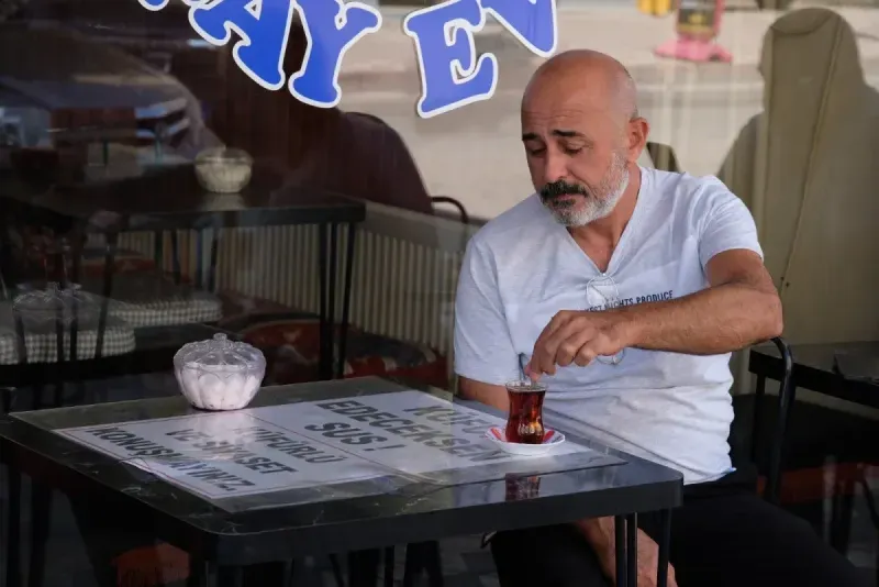 Ankara'daki O Çayevinde Siyaset ve Küfür Yasak! 3
