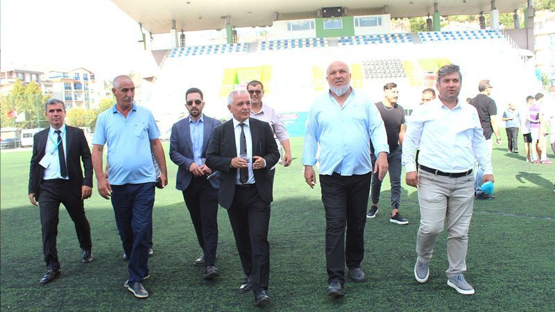 Ankara'daki Yozgatlılar'dan futbol esintisi! Mamak Belediyesi Stadyumunda turnuva öncesi kokteyl 14