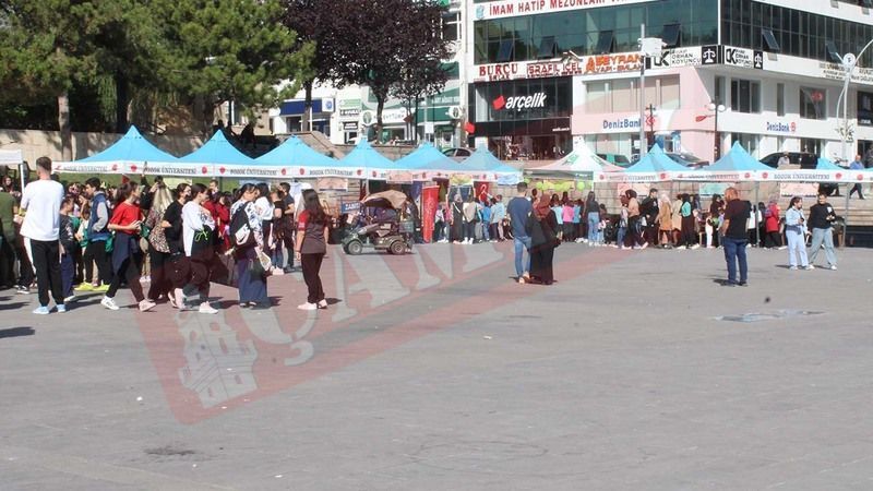 Yozgat Cumhuriyet Meydanı Bilimin Merkezi Oldu! 3