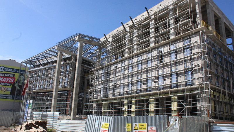 Yozgat Lise Caddesi’nde Yükselen Yeni Halk Kütüphanesi Şehrin Çehresini Değiştiriyor 4