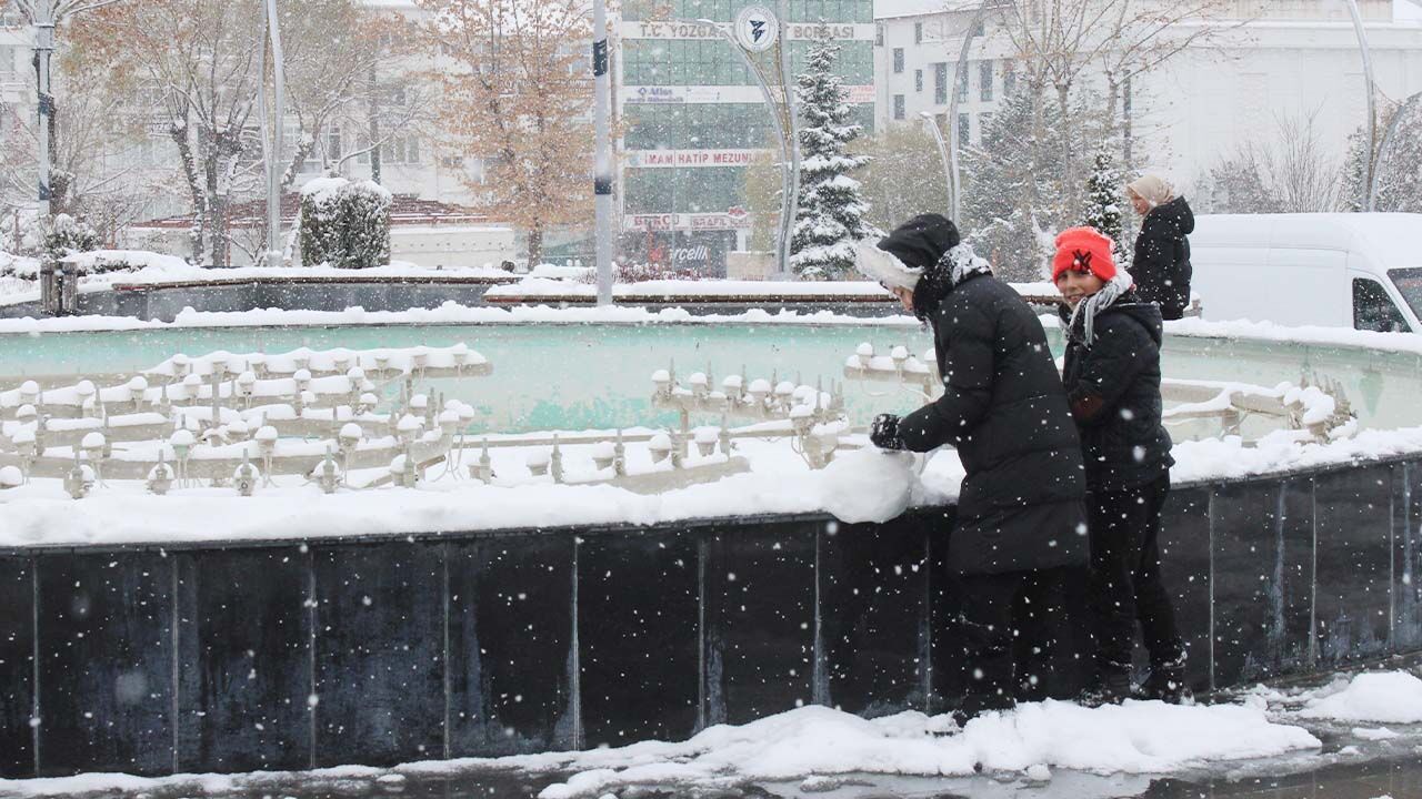 Yozgat’ın Yeni Meydanı! Dört Mevsim Estetik ve Keyif! 5