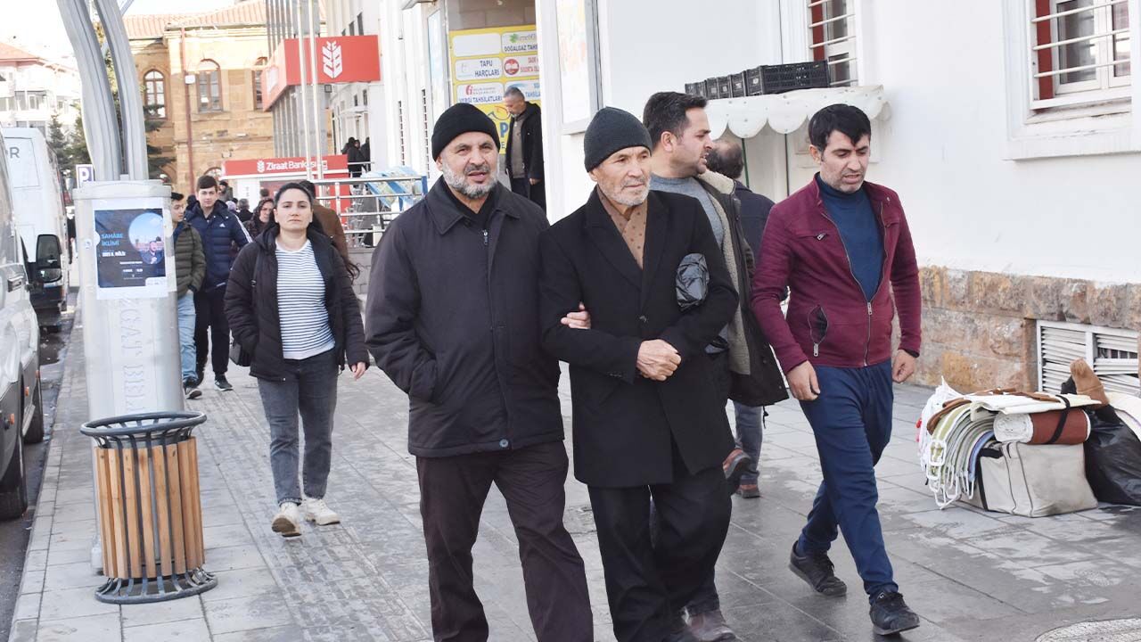 Yozgat’ın Çınarları Güneşin Keyfini Çıkarıyor! 1