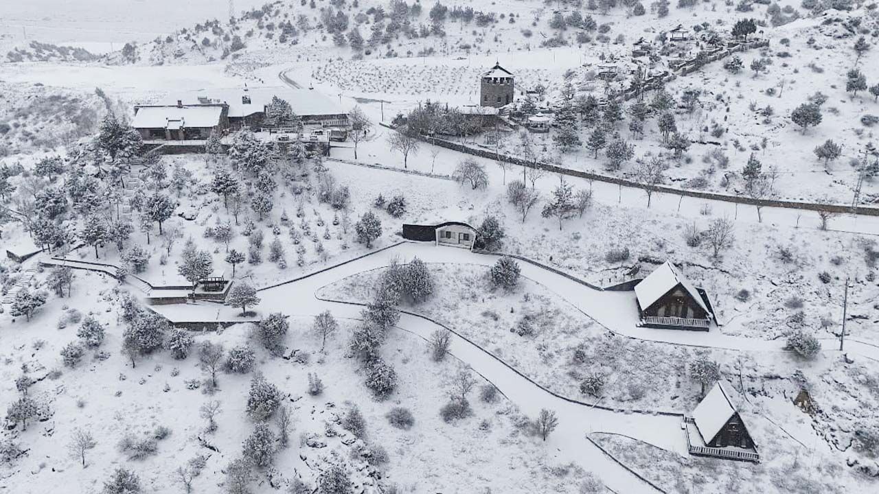 Yozgat'ın Deniz Kokulu İlçesi Çekerek Kışın Ayrı Güzel! 2
