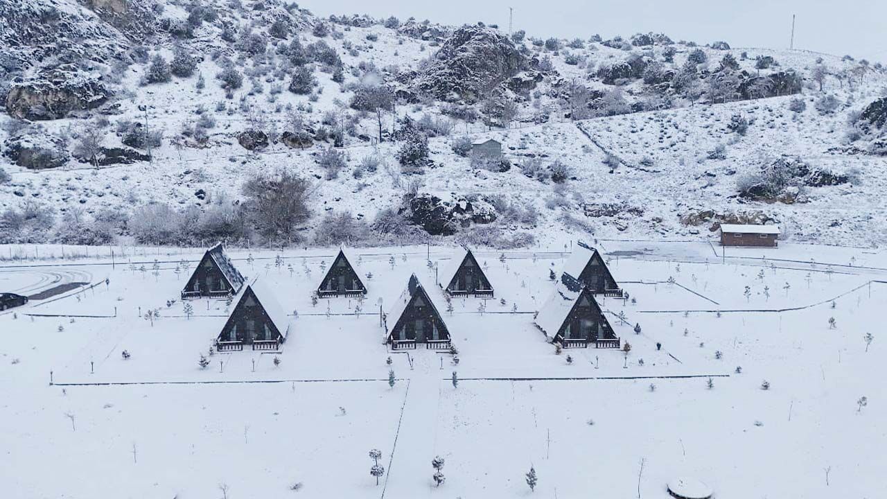 Yozgat'ın Deniz Kokulu İlçesi Çekerek Kışın Ayrı Güzel! 1