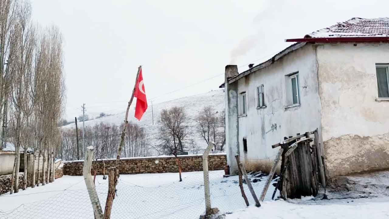 Yozgat’ta kar ve Çiğdem Çiçeklerinin Buluşması: Yortan Köyü’nden Kartpostallık Görüntüler 5