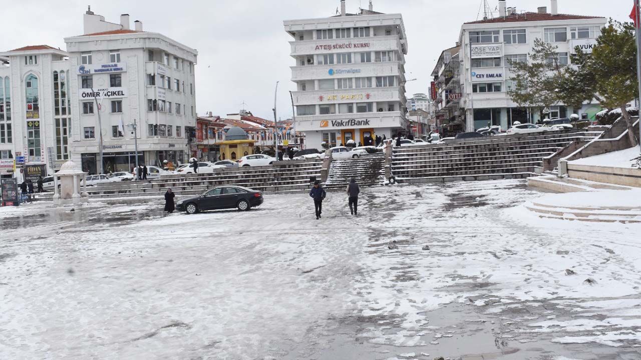 Yozgat’a Kış Giderayak Kışlığını Yaptı: Kara Kış Mı Mart Kışı Mı? 5