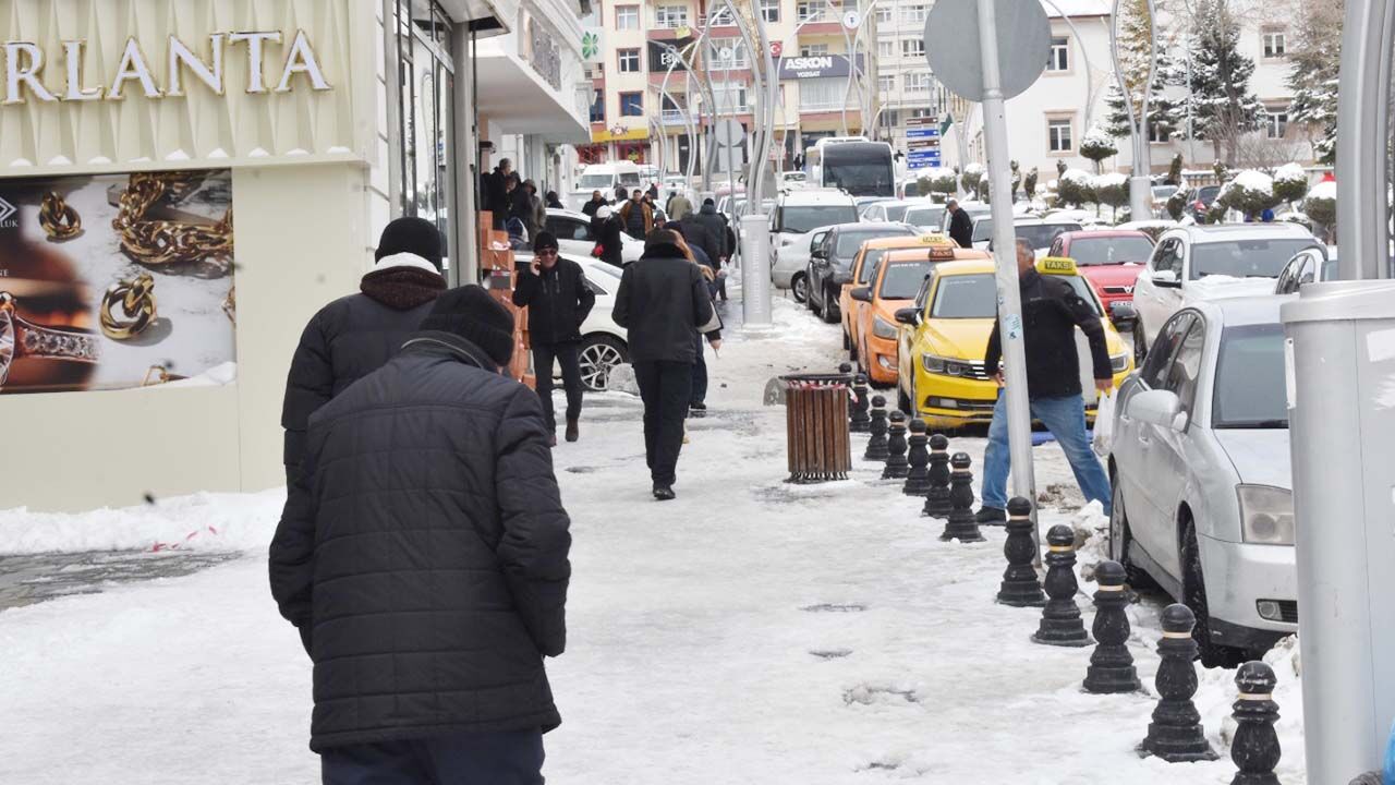 Yozgat’a Kış Giderayak Kışlığını Yaptı: Kara Kış Mı Mart Kışı Mı? 1