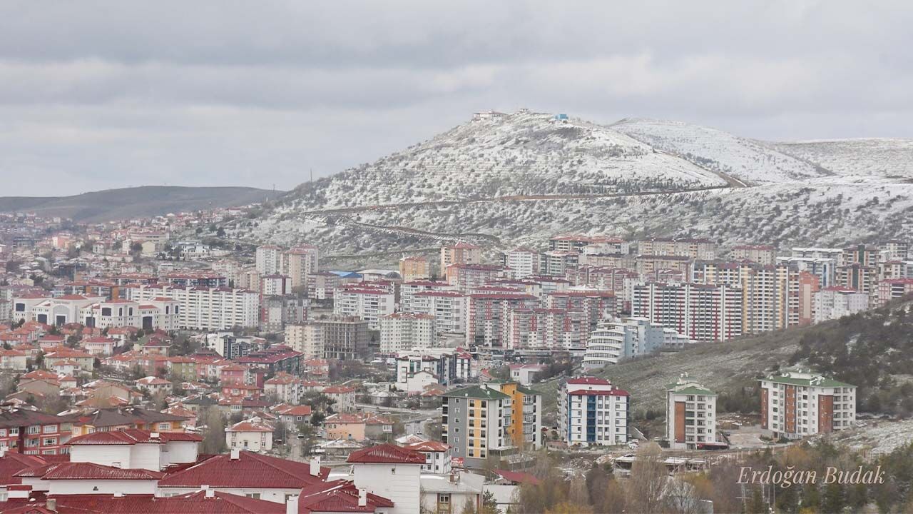 Yozgat’ta Kar Yağışı Şehri Beyaza Bürüdü Doğal Güzellikler Ortaya Çıktı! 4