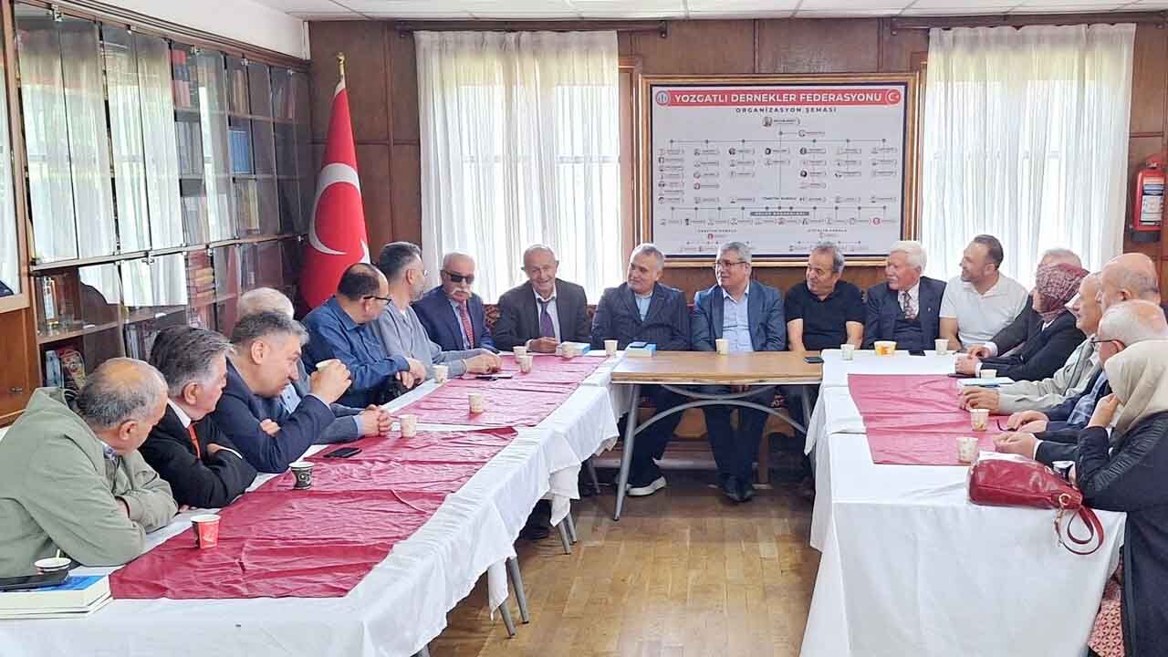 Sorgunlular Kahvaltıda Buluştu: Kitaplar, Sohbetler ve Yozgatlılık! 8