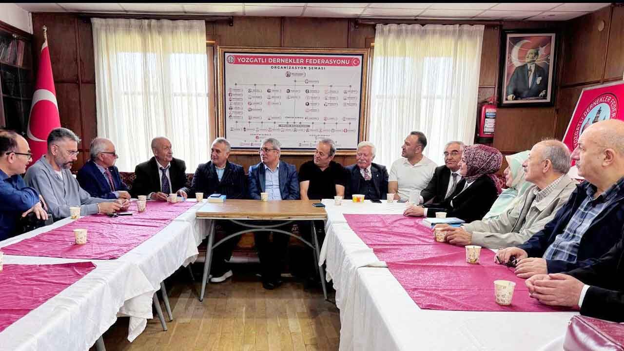 Sorgunlular Kahvaltıda Buluştu: Kitaplar, Sohbetler ve Yozgatlılık! 11