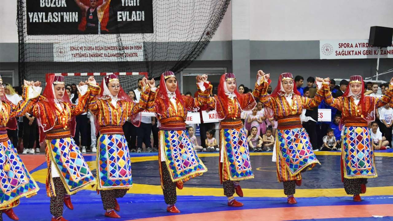 Yozgat’ta 19 Mayıs Coşkusu Er Meydanına Taşındı! 4