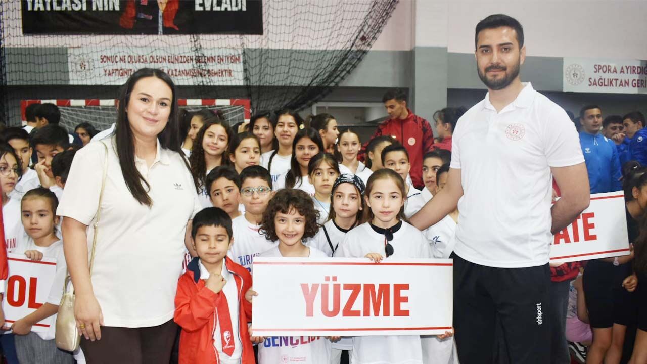 Yozgat’ta 19 Mayıs Coşkusu Er Meydanına Taşındı! 10